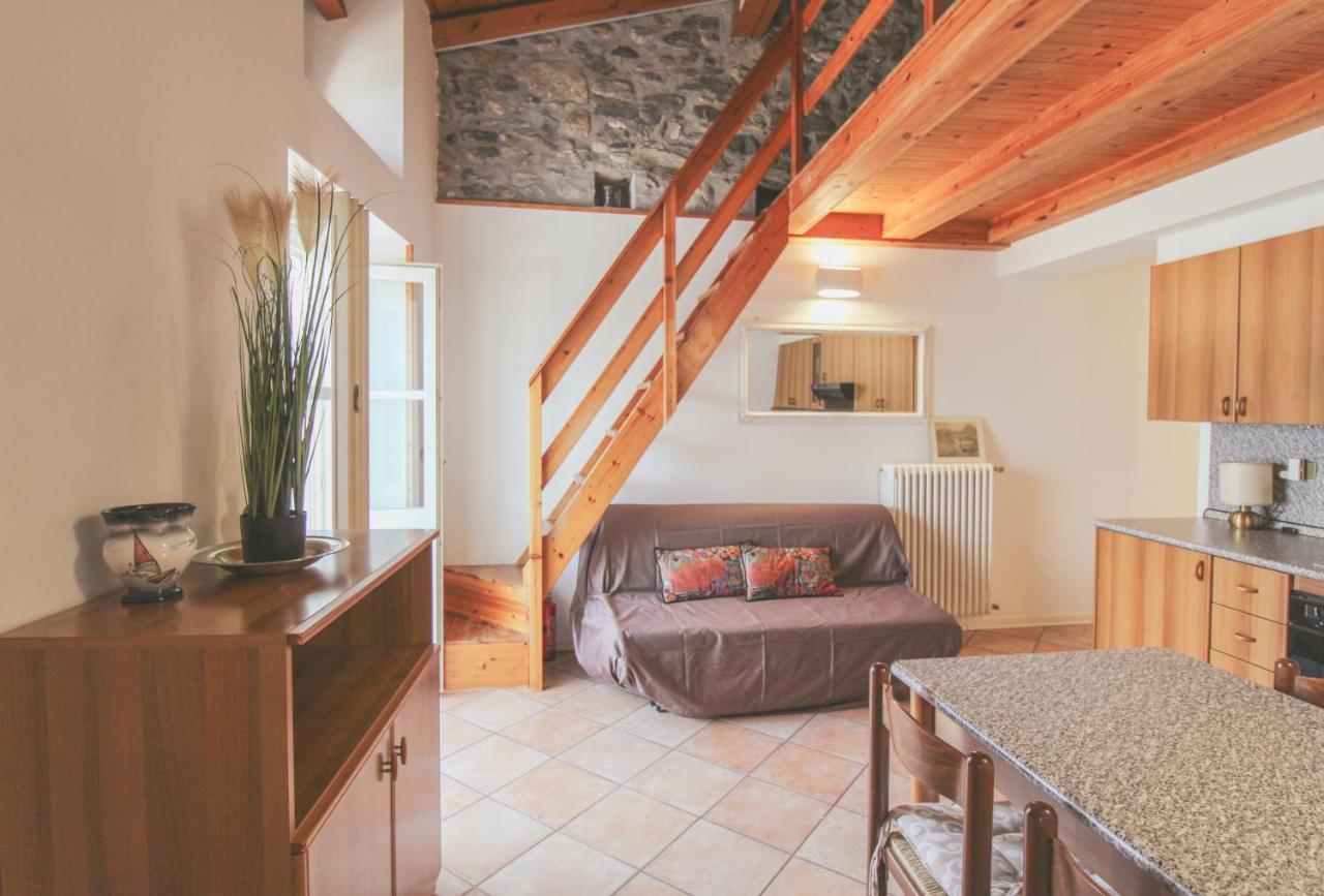 La Casa Del Porto Apartment Domaso Luaran gambar