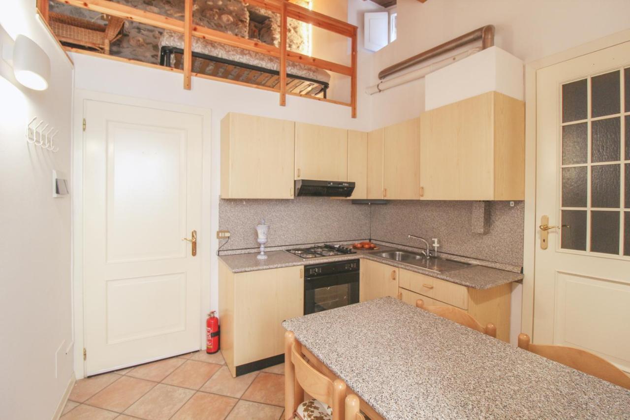 La Casa Del Porto Apartment Domaso Luaran gambar